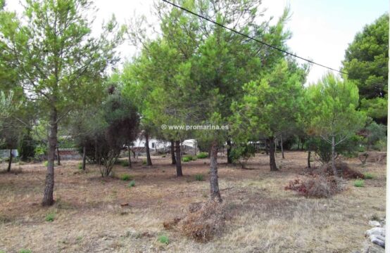 For sale large plot in Javea-Xabia Montgó area