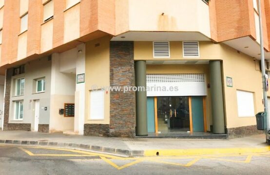 PRO1602<br>Commercial premises with representative entrance