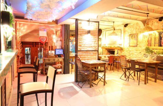 PRO2717A<br>Bar restaurant for lease in the centre of town