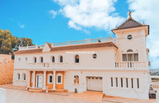 PRO2773<br>Exclusive luxury villa in Altea